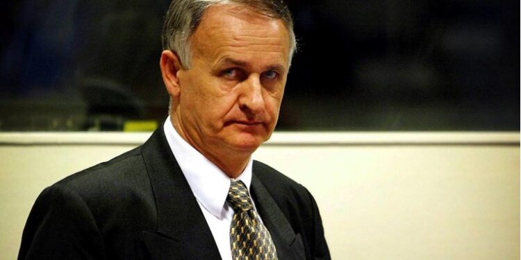 I dënuar për gjenocidin në Srebrenicë, Radislav Krstiq akuzohet edhe për 44 vrasje të tjera