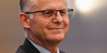 Bislimi: BE zhbllokon fondet, presim heqjen totale të masave