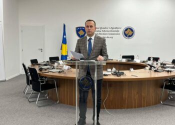 Elezi: Deri në ora 09:00 në 25 përfaqësi diplomatike votuan mbi një mijë votues