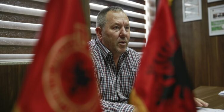 “Qeveri e turpit”, Gucati në varrimin e babait të Calit: Dhashtë Zoti të mos vijë më në pushtet