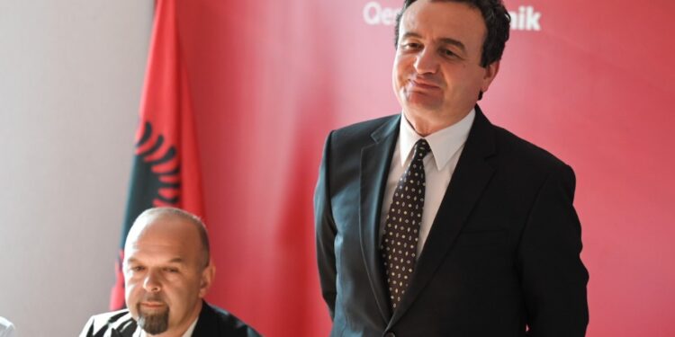 Përçahet VV-ja në Kaçanik? Ish-deputeti që u la jashtë listës akuzon kandidatin Raka: Do të turpërohet