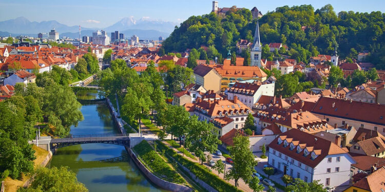 Sllovenia shpallet vendi “më i qëndrueshëm” në botë – përmbush 96 nga 100 tregues dhe konfirmohet si kampione ekologjie