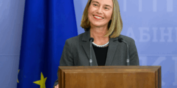 Arrestohet rektorja Federica Mogherini për mashtrim në trajnimet e diplomatëve