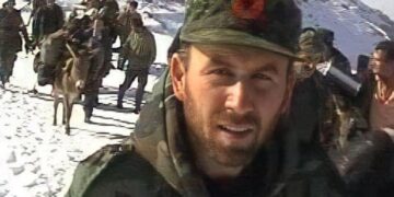 27 vjet nga rënia heroike e Mujë Krasniqit dhe 41 dëshmorëve – sot mbahet Akademia Përkujtimore në Prishtinë