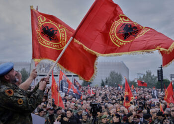 Përparim Rama mbështet protestën e veteranëve në Shkup: Prishtina është me ju