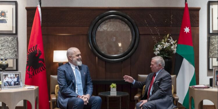 Edi Rama falënderon Mbretin Abdullah II për mikpritjen në Aman