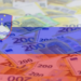 Njoftim për shqiptarët që punojnë në Slloveni: Paga minimale drejt 1,000 euro neto