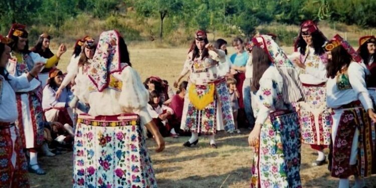 Veshja tradicionale e Hasit të Prizrenit nis rrugëtimin drejt UNESCO-s: Nismëtarët kërkojnë mbështetjen e Shqipërisë