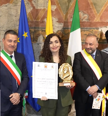 Vjosa Osmani nderohet në Anagni me Çmimin “Bonifacio VIII”: Vlerësim për paqen dhe dialogun mes kulturave