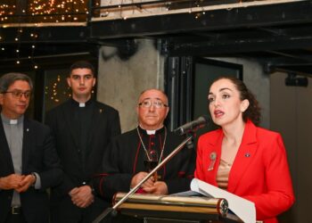 Mesazh urimi për Krishtlindje në Katedralen “Nënë Tereza”: Thirrje për solidaritet, shpresë dhe unitet