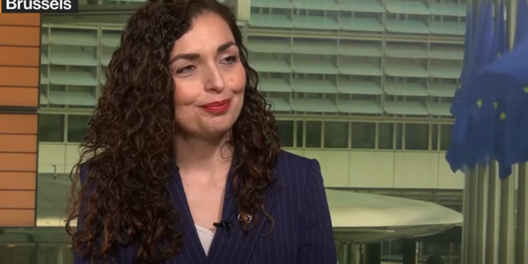 Osmani intervistë për Bloomberg, vlerëson rolin e Trumpit dhe SHBA-së