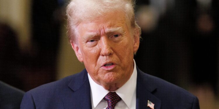 ZHVILLIME DRAMATIKE, Trump: E kemi kapur Maduron