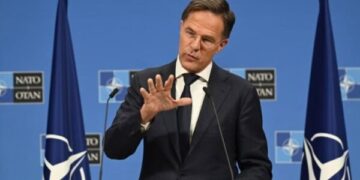Rutte: NATO-ja po shqyrton hapat e radhës për sigurinë e Arktikut