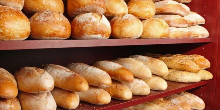 Mullistët paralajmërojnë rritjen e çmimit të bukës, nëse shtrenjtohet rryma