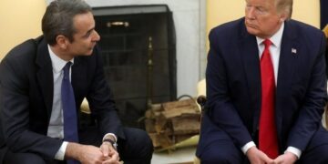Mitsotakis kritikon ashpër ‘Bordin e Paqes’ së Trump-it