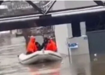 Shpëtohen pesë familje në Mitrovicë, ishin ngujuar nga vërshimet