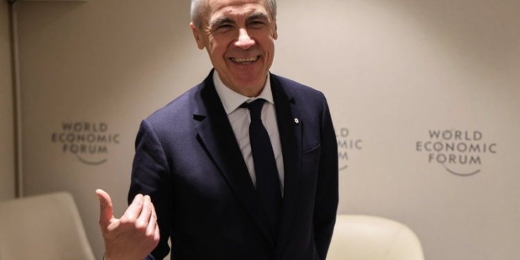 Carney i qëndron fjalimit në Davos, kundërshton pretendimet e ekipit të Trump