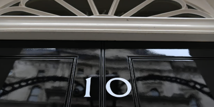 Britania përballë një vendimi të ndjeshëm: Marrëveshja e gazit e lidhur me kompani të afërta me Rusinë drejt skadimit