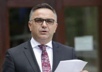 Tahiri reagon ndaj Qeverisë: Propaganda ju ka verbuar, i keni lënë qytetarët në mëshirë të fatit