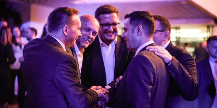 Abdixhiku shpërthen për Besian Mustafën: S’kemi frikë nga zhurma e mercenarëve