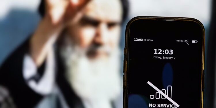 92 milionë njerëz në errësirë dixhitale: Irani drejt “internetit me leje” sipas modelit Kinë–Rusi