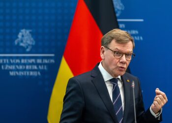 Shefi i diplomacisë gjermane: Pa fleksibilitet nga Rusia, bisedimet e paqes mund të zvarriten