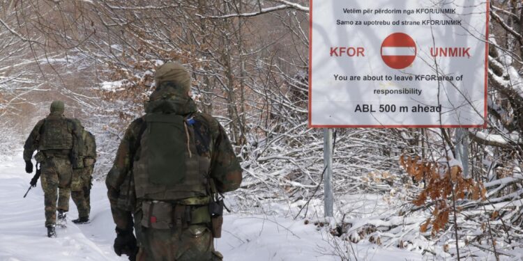 Ushtarët gjermanë të KFOR-it patrullojnë në veri të Kosovës