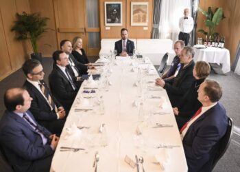 Kryeministri Kurtitakohet takohet në Davos me Këshillin e Jashtëm për Marrëdhënie Ekonomike, në fokus investimet dhe integriteti konkurrues