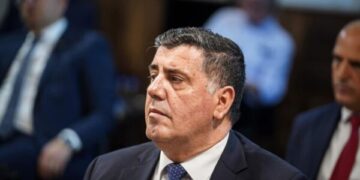 Bordi i Paqes, Haziri: Osmani përfaqëson natyrshëm Kosovën, Kurti ka kufizime serioze ndërkombëtare