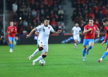 Mirlind Daku drejt Bundesligës? Sulmuesi i Kombëtares në radarët e tre klubeve gjermane