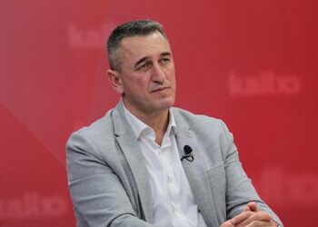 Kushtetuesja: Zgjedhja e nënkryetarit serb ishte antikushtetuese