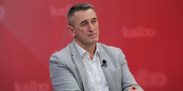 Kushtetuesja: Zgjedhja e nënkryetarit serb ishte antikushtetuese