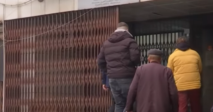 Supremja shfuqizon paraqitjen gjashtëmujore për pensionistët kontribuues, jo për pensionet bazike