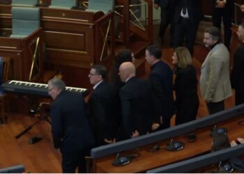 Abdixhiku mungon në homazhet dhe akademinë përkujtimore për Nexhat Dacin