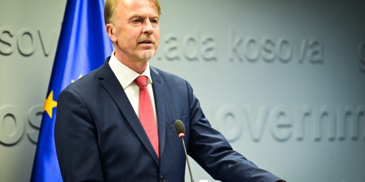 “Qeveri stabile e progres në dialog”, Orav: Të mos testohen më kufijtë e Kushtetutës, të ruhet karakteri multi-etnik i Kosovës