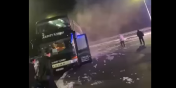 Në Kroaci digjet autobusi me të cilin po udhëtonin mërgimtarët