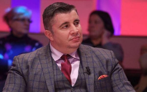 Nurellari: Shqiptarët të fiksuar pas tullës dhe çimentos ndërtojnë shtëpi bosh, ndërsa evropianët ndërtojnë të ardhmen