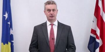 Ambasadori britanik për 2026: Qeveria e re e Kosovës të zbatojë marrëveshjet dhe të punojë për paqe me Serbinë