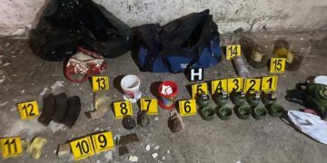 Armë dhe granata sërish në veri: Policia zbulon arsenal në një shtëpi të braktisur në Zveçan