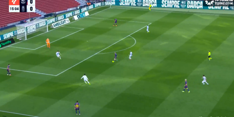 Barcelona rikthehet te fitoret, 3–0 ndaj Oviedos dhe sërish në krye të La Ligës