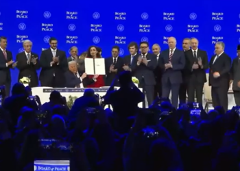Firmoset Bordi i Paqes për Gazën në Davos, 19 shtete nënshkruajnë dokumentin themelues
