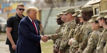 Paralajmërimi i Trump: Ajo që i ndodhi Maduros mund tu ndodh liderëve të tjerë