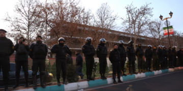 Mbi 3 mijë të vrarë në protestat në Iran, raportojnë aktivistët e të drejtave të njeriut