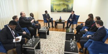 Kryeministri Kurti takoi Apostullin Dr. Eric Kwabena Nyamekye nga Republika e Ganës