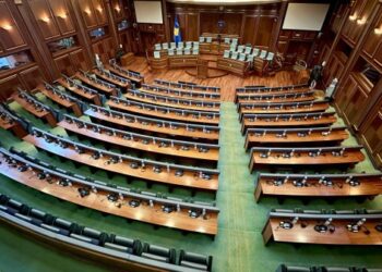 Numërimi prek fundin, një ulëse ende në lojë