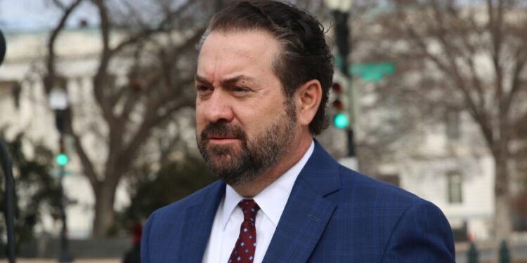 Vdes Mark Brnovich, pretendoi nga Trump për ambasador në Serbi