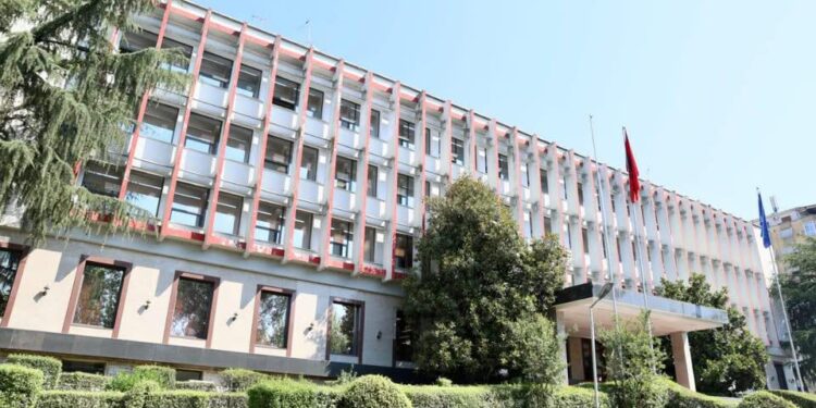 Shqiptari i akuzuar për komplot ndaj Maduros lirohet nga burgu në Venezuelë