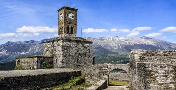 Ora më unike në Ballkan: Historia e veçantë e Sahatit të Gjirokastrës