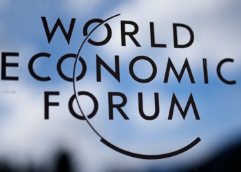 Shefja e IA-së në Davos: Sovraniteti teknologjik arrihet me partneritete, jo me izolim