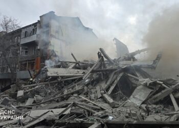 Sulm rus në Kharkiv: Dy të vrarë, mes tyre një fëmijë trevjeçar